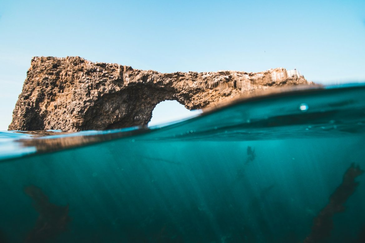 Evidencia de un Puente Sumergido en Mallorca Sugiere la Presencia Humana en la Isla Hace al Menos 5600 Años