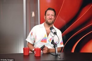 Dave Portnoy le da a los nombres del equipo de la NFL que el negocio de Mikah Person está realmente perdido para los Packers … y no es Cowboy