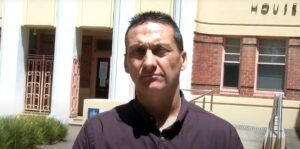 El presunto asesino de la policía, Manhunt, detiene la dramática expedición de la policía en la casa de Pavelpukah: “Sal de la mano en el aire”