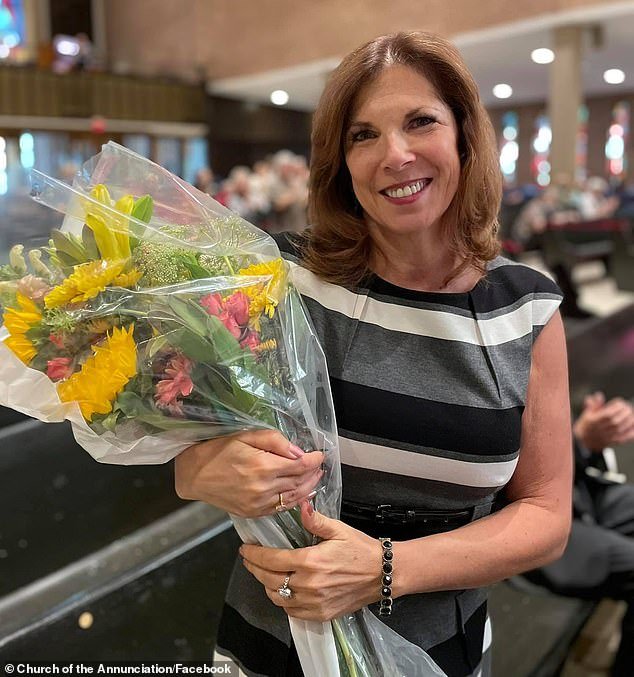 101641711-15044457-Mary_Westman_the_mother_of_shooting_suspect_Robin_Westman_23_was-m-39_17564077556.jpeg