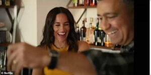 Su programa de televisión Suits en su programa de Netflix son invitados de Meghan Merkel en Shades Shades para su cara