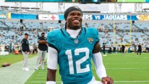 Jaguars Travis Hunter y esposa, Lyena anuncia el nacimiento del niño