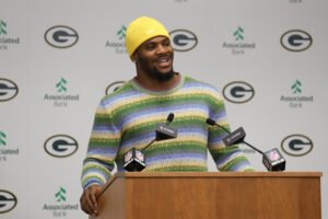 Packers Mikah Persons proporciona actualización de grandes lesiones sobre ellos mismos