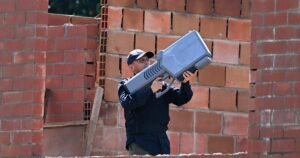 El uso creciente de drones mortales por parte de los militantes de los terrinos de Colombia a los habitantes