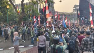 Matro -entrance a la policía de Metro, el general de brigada Dananto intervino