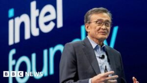 Las acciones de Intel saltan como SoftBanks para comprar $ 2 mil millones de acciones en Chip Giants