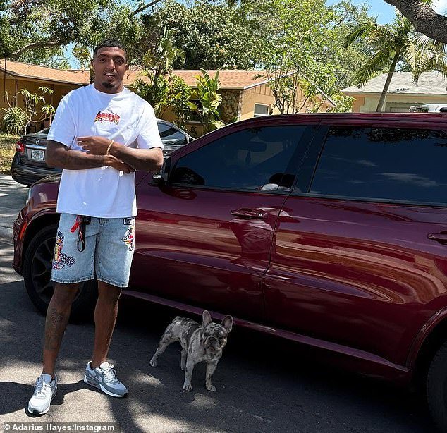 98268931-15047679-College_football_star_Adarius_Hayes_was_injured_in_a_car_crash_t-a-27_175648273353.jpeg
