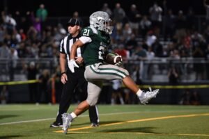 Duis Jones-Drew Travieso De L La Salle lleva el pasado de Lakeland