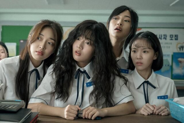LOVE-UNTANGLED-NETFLIX-REVIEW.jpg