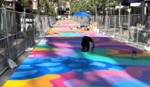 Street Mural fue pateado en el fin de semana de San José San José SV Pride en los suburbios