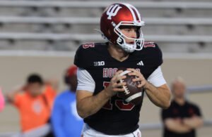 Indiana QB Fernando Mendoza levantó la bandera roja después de pronosticar la selección superior de la NFL