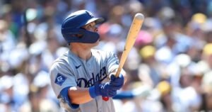 Dalton Rushing y Freddie Freeman Power’s Past Padress Padress