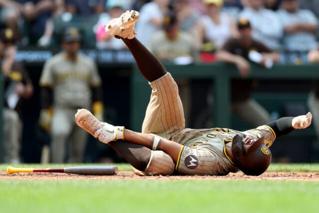 xander-bogaerts-fouls-ball-off-his-ankle.jpg