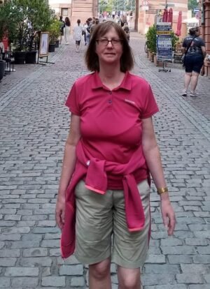 El desgarrador esposo de la mujer británica la encontró muerta después de la explosión griega de la cama solar para no ayudar a la policía local y decir ‘si son extranjeros a los extranjeros, no les importa, nunca sé qué pasó’