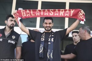 Después de unirse a Man City, dio pasos extraños en Galatasa para publicar el salario de Elk Gundogan en el anuncio oficial
