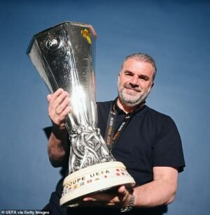 Después de despedir a Tottenham, incluido el equipo de la Liga de Campeones, Postcoglu se ha convertido en un objetivo de dos clubes europeos