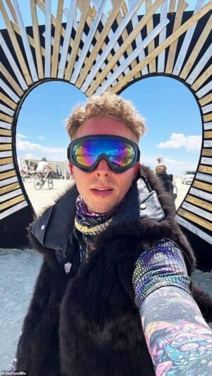 Burning Man asesinó al desgarrador padre de la víctima solicitó ‘justicia’ en la primera declaración