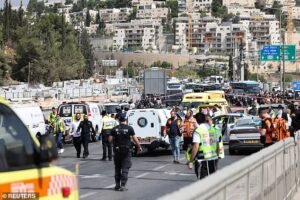 Al menos cinco personas fueron asesinadas por autobuses y pasajeros que usan armas automatizadas en Jerusalén y varios heridos
