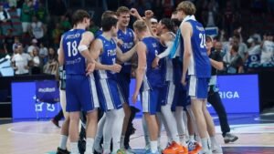 Finlandia Stan Joicik, Serbia llegará al trimestre de Euroscket