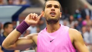 Carlos Alkaraj derrotó al rival Jannik Sinaar en el Abierto de Estados Unidos