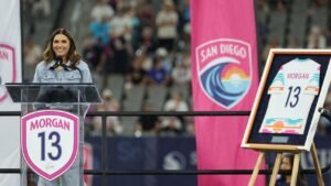 San Diego Wave retiró las icónicas camisetas No 13 de Alex Morgan