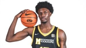 Cómo cada cinco estrellas de baloncesto universitario masculino encaja en su nueva escuela