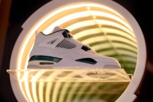Dick’s Bats in the Foot Locker para comenzar el crecimiento global en todas las marcas