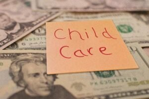Cuidado infantil gratis para todos en Nuevo México: ahorros, tensiones y tekwes
