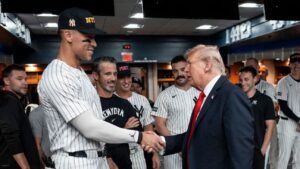 El presidente Trump participó en el juego de los Yankees en el aniversario del 9/11