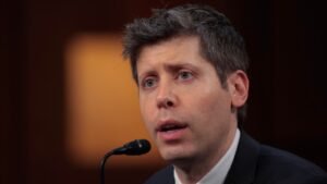 ¿Qué sabes sobre la muerte del empleado de Operai recuperando la teoría de la conspiración del asesinato de Tucker Carlson?