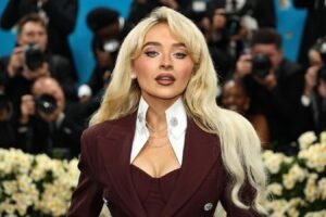 Sabrina Carpenter se bloquea de trazar un nuevo álbum No 1