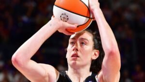 Braina Stewart Net 18, Learning Liberty Win con lesión en la rodilla