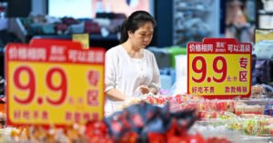 Las ventas minoristas de recesión económica de China, la producción industrial es profunda en agosto con las expectativas faltantes