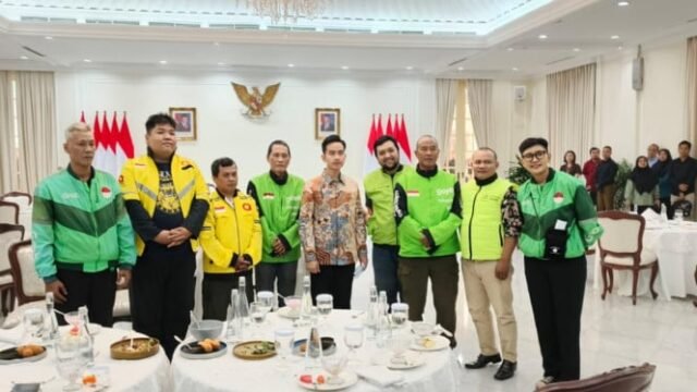 68b56ab4e3f7a-wapres-gibran-bertemu-perwakilan-ojol-di-istana-wapres_665_374.jpg