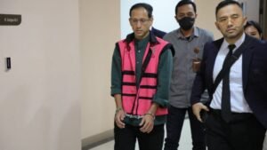 Anteriormente debe tener evidencia adecuada para hacer una corrupción de Chromook en un Nadim sospechoso ya