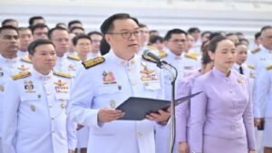 Antin Charnvirakul fue elegido como el nuevo primer ministro Tailandia