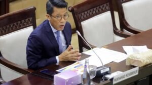 El gobierno introdujo paquetes de estímulo económico, la Comisión XII Peloto 2 IT