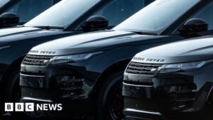 Jaguar Land Rover admitió que los piratas informáticos probablemente podrían tomar datos