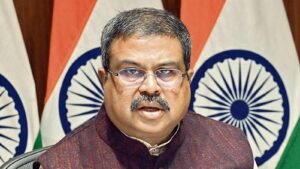 El jefe Abu Dhabi se reunió con el jefe del departamento de educación, discutiendo la apertura de más escuelas basadas en el plan de estudios indio en los EAU de los EAU