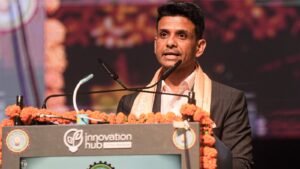 El cielo nunca fue un límite: el astronauta Shubhanashu Shukla Aktu compartió la lección del lugar con graduados