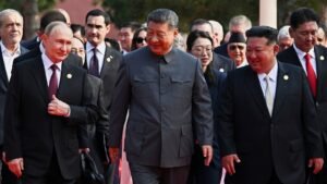 Putin, Kim Jong Un y Xi han reaccionado a Trump mientras asistían al desfile militar en China