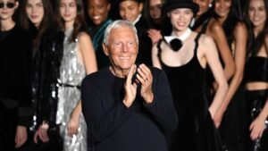 El legendario diseñador de moda italiano Georgio Armani murió a los 91 años