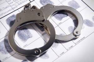 El delincuente fue arrestado, las drogas y el efectivo fueron incautados en Dublín el jueves