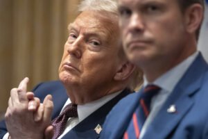 El Pentágono toma un informe de gran paso que amenaza con desplegar la Guardia Nacional de Chicago