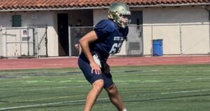 Sherman Oaks Notran Stokes se unió al equipo de fútbol en Notre Dame