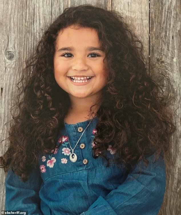 103052115-15226333-Melodee_Buzzard_nine_was_reported_missing_on_Tuesday_after_a_sch-a-3_176140118755.jpeg
