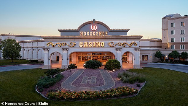 Los juegos de azar se dirigen hacia Las Vegas mientras millones de personas se reúnen