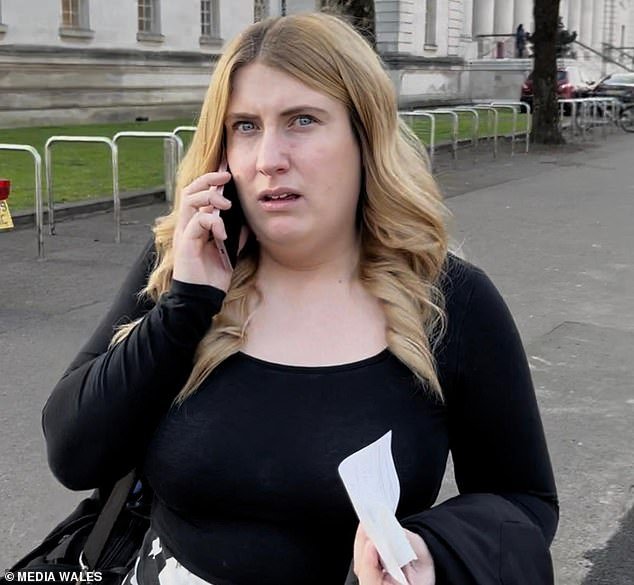 103252945-15220733-Estate_agent_Charlotte_Blackwell_fell_into_gambling_debt_before_-a-1_176123003627.jpeg