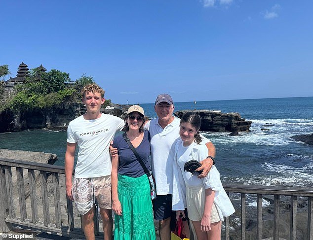 103273959-15214689-Kate_Leigh_and_their_children_pictured_packed_up_their_lives_in_-a-33_17612797714.jpeg