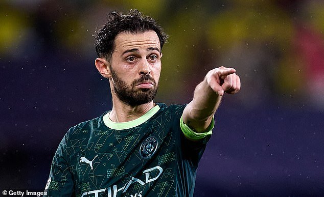 103277815-15223209-Manchester_City_captain_Bernardo_Silva_has_praised_his_side_s_ne-m-20_17612946361.jpeg